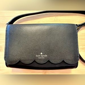 Kate Spade Scalloped Addison Crossbody black purse